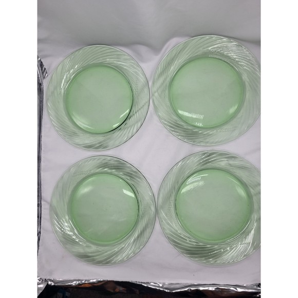 Pyrex Spring Festiva Green Swirl Dishes - Picture 3 of 9